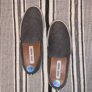 Steve Madden slip on sneakers